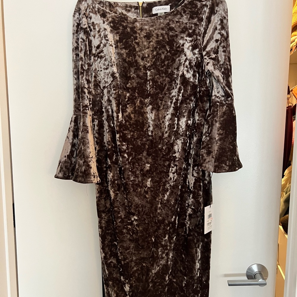 Calvin Klein brand new velvet dress!